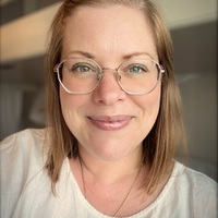 Retrato ilustrativo (modelo) usado con fines editoriales