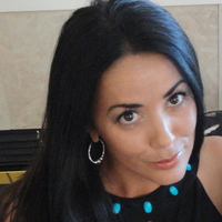 Elizabeth West Net Worth