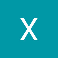 Jinsiy qogirchoq bilan qiz