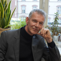 Photo of Hans Harder