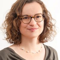 Franziska Davies related author profile picture