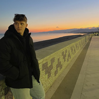Academia profile picture for @Paparazzo