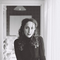 Yosh qiz va etuk erkak ortasidagi jinsiy aloqa video kliplar