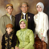 Academia profile picture for @MyFamily