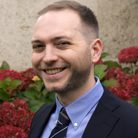 Thomas P . Barrett - Keio University