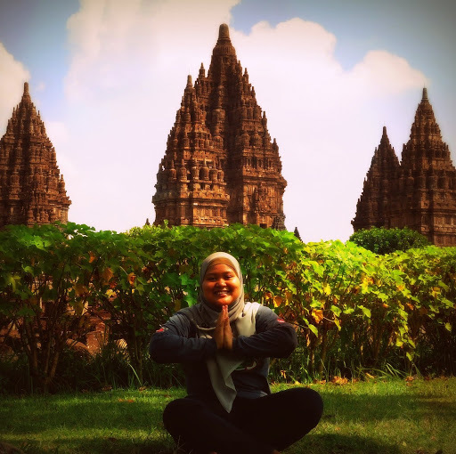 (PDF) Hydrocolloids as thickening and gelling agents in food a