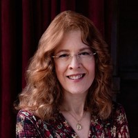 Picture of Gillian Carr