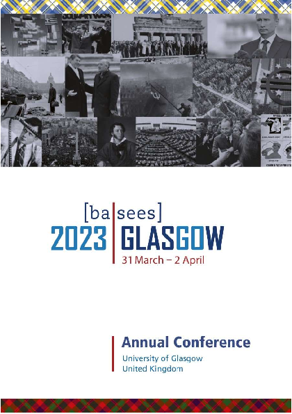 Guruh jinsiy aloqa va qinni yalayotgan erkak